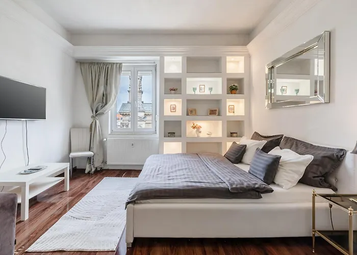 Basilika And Castle Amazing View Luxury Free Parking Upon Reservation Apartamento