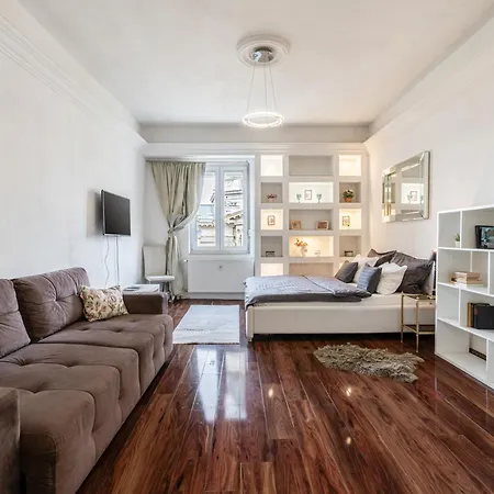 Basilika And Castle Amazing View Luxury Free Parking Upon Reservation * 부다페스트