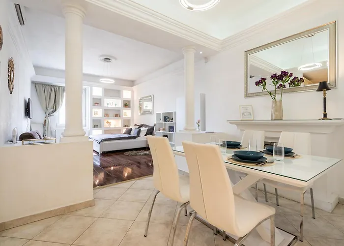 아파트 Basilika And Castle Amazing View Luxury Free Parking Upon Reservation *